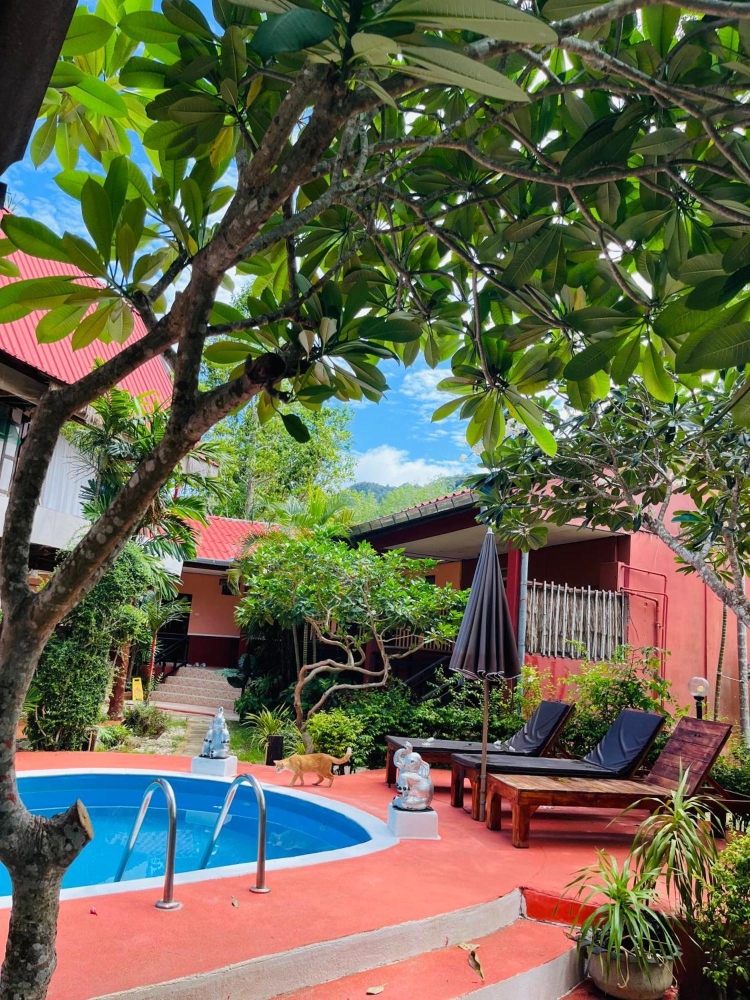 Nin Kantiang Bay Koh Lanta Exterior photo