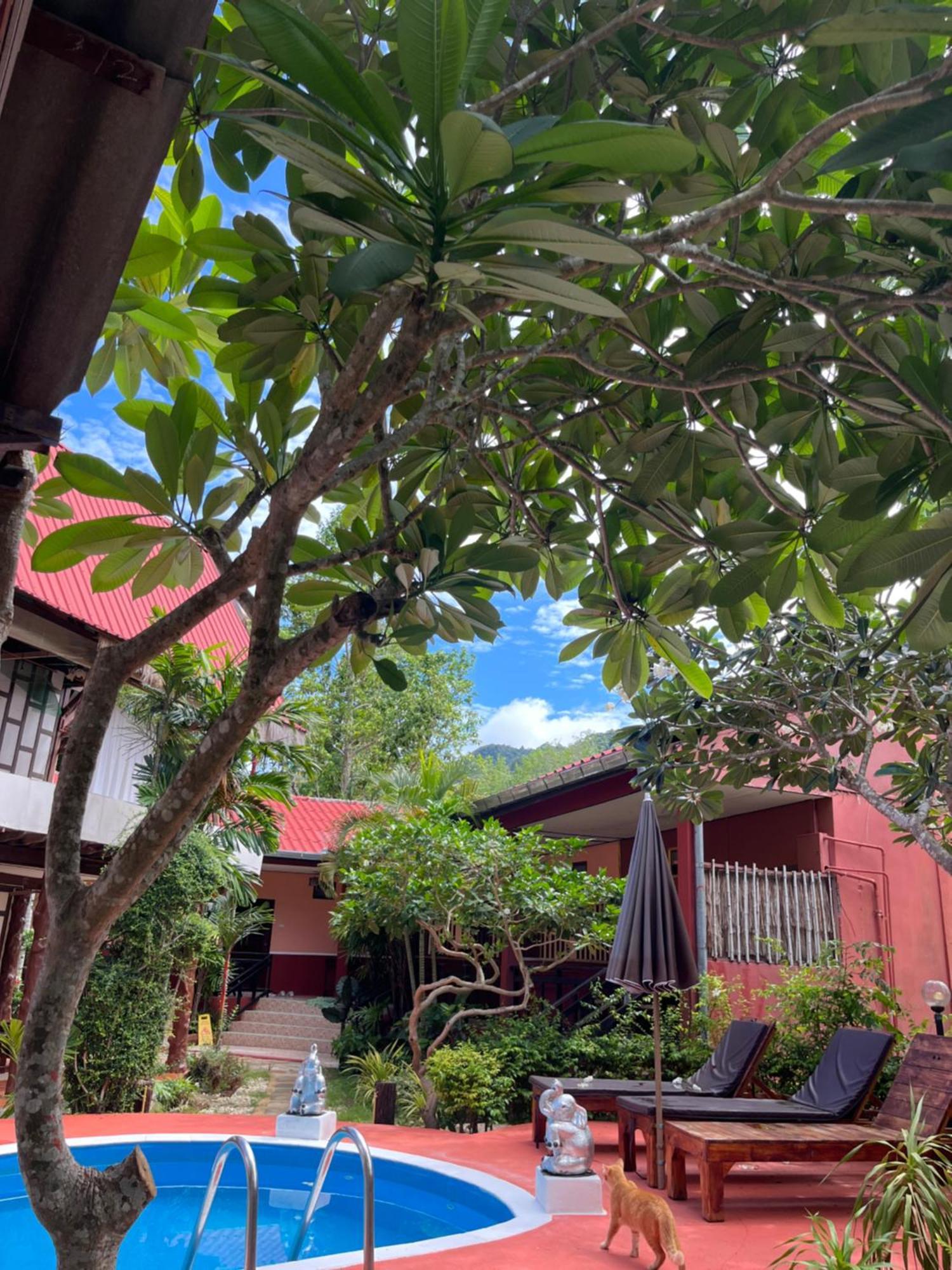 Nin Kantiang Bay Koh Lanta Exterior photo